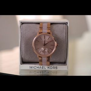 Mickael Kors watch